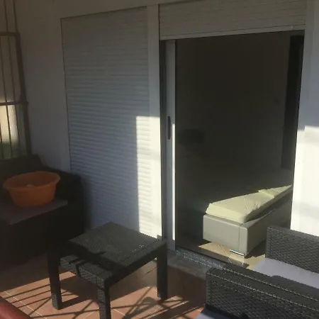 Efis And Dimis 2 Apartment